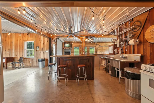 $649,900 | 1880 Clydeton Road, Waverly, TN 37185