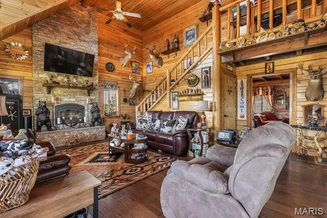 $720,000 | 15010 County Road 8420, Rolla, MO 65401