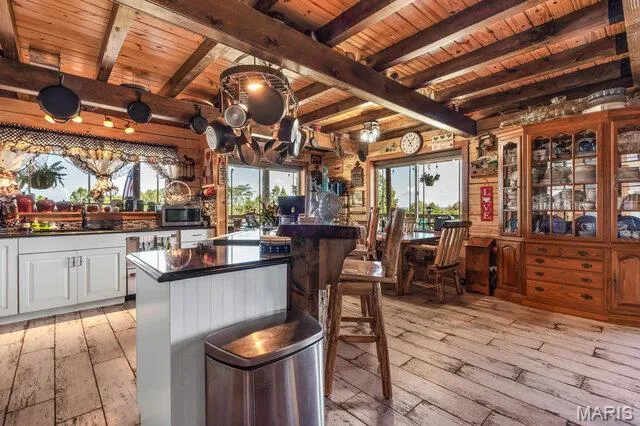 $720,000 | 15010 County Road 8420, Rolla, MO 65401