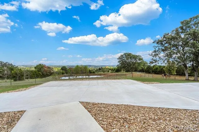 $720,000 | 15010 County Road 8420, Rolla, MO 65401