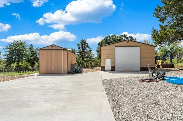 $720,000 | 15010 County Road 8420, Rolla, MO 65401
