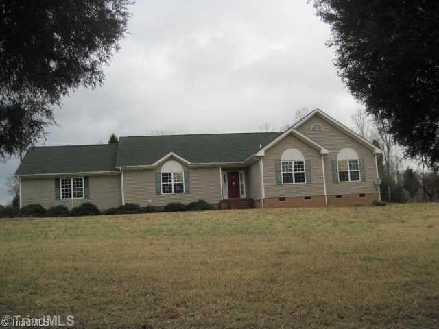 385 Valley Field Road Stoneville, NC 27048 - Photo 1 of 8 Exterior Front.