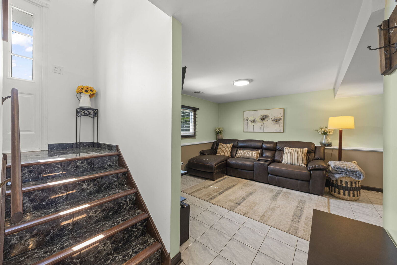 1219 Itasca Road Addison, IL 60101 - Photo 17 of 31