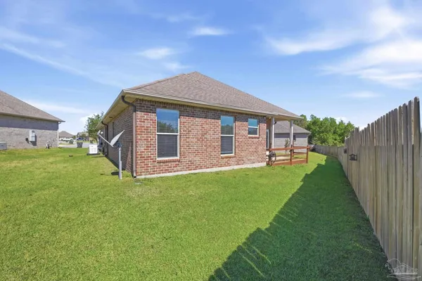 $347,500 | 401 Waterbury Court, Cantonment, FL 32533