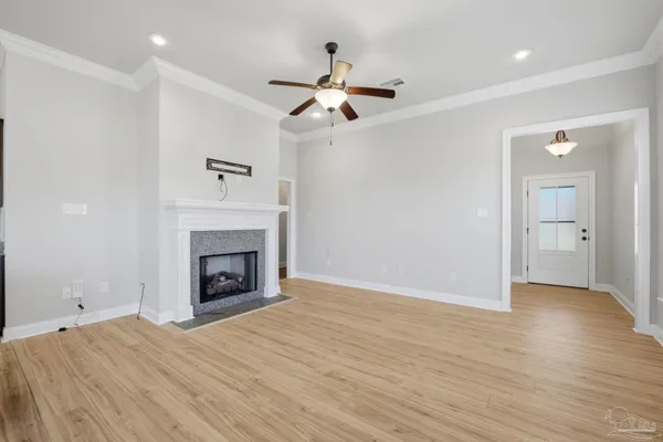 $347,500 | 401 Waterbury Court, Cantonment, FL 32533