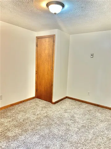 $133,900 | 418 Vance Drive, Burgettstown, PA 15021