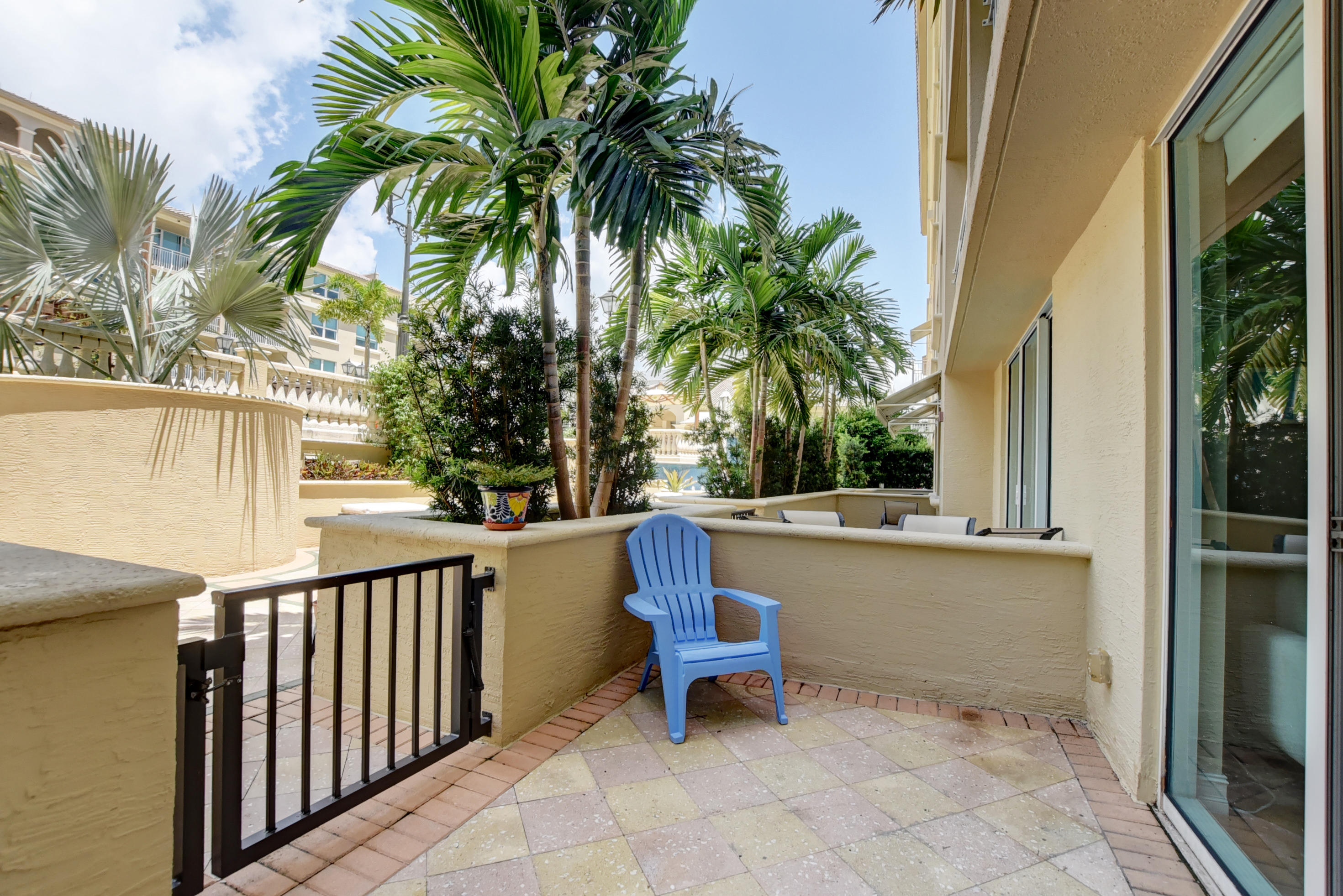 99 Southeast Mizner Boulevard, Unit 614 Boca Raton, FL 33432 - Photo 20 of 31 Private Patio