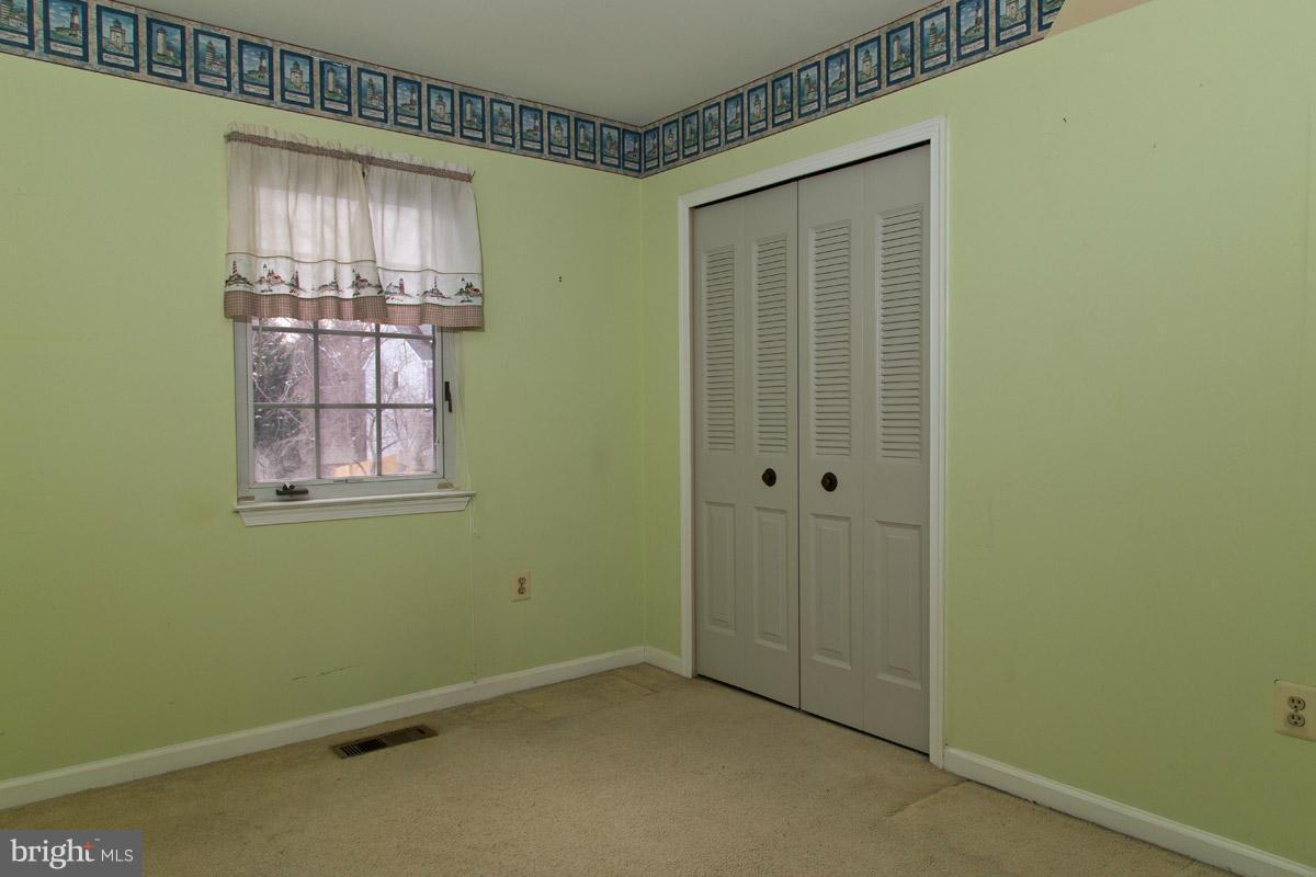 13725 Palm Road Woodbridge, VA 22193 - Photo 17 of 26 Bedroom