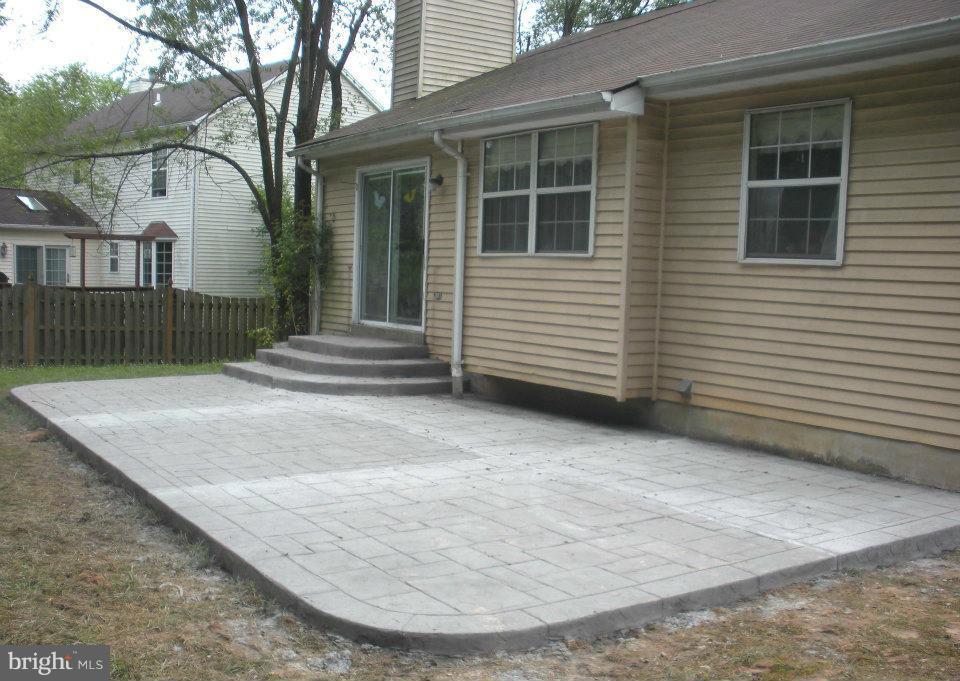 13725 Palm Road Woodbridge, VA 22193 - Photo 24 of 26 Patio