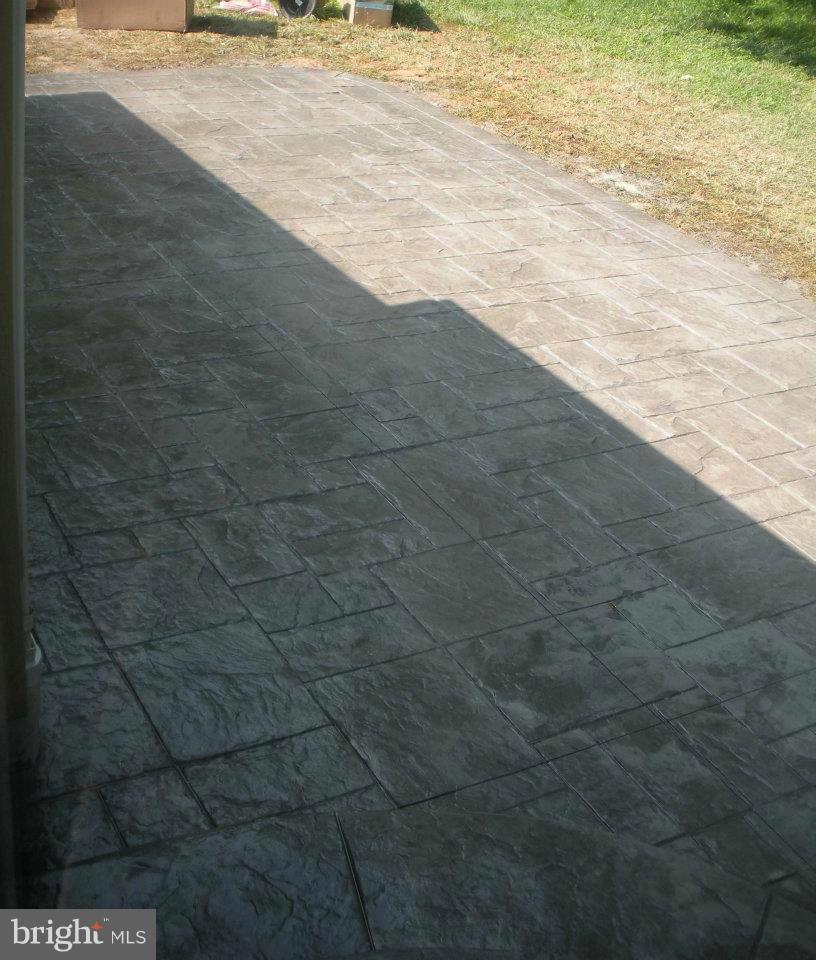 13725 Palm Road Woodbridge, VA 22193 - Photo 26 of 26 Patio
