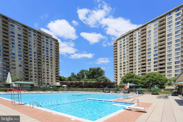 $280,000 | 5225 Pooks Hill Road, Unit 1128S, Bethesda, MD 20814