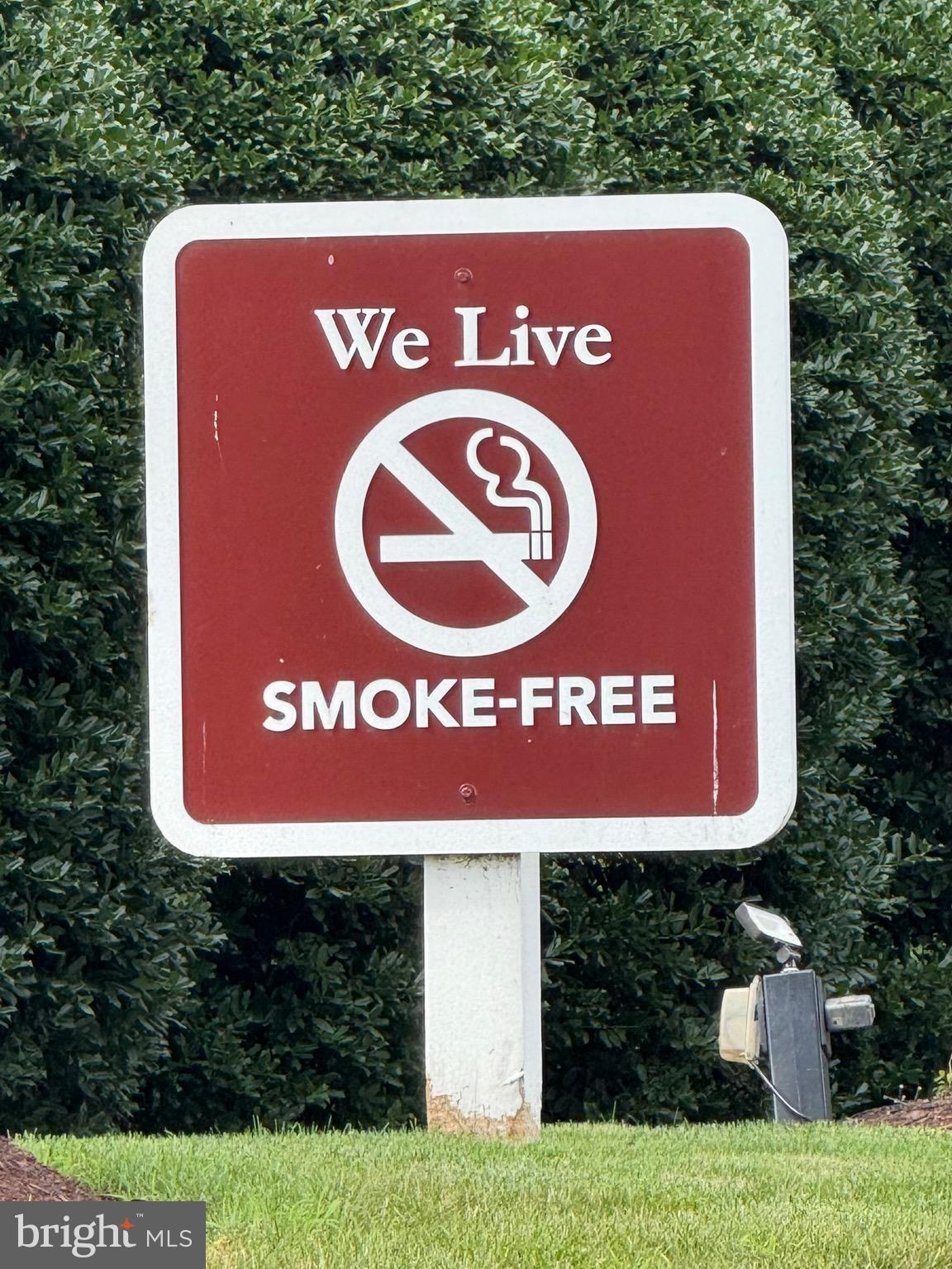 5225 Pooks Hill Road, Unit 1128S Bethesda, MD 20814 - Photo 50 of 61 a sign on the side of a building