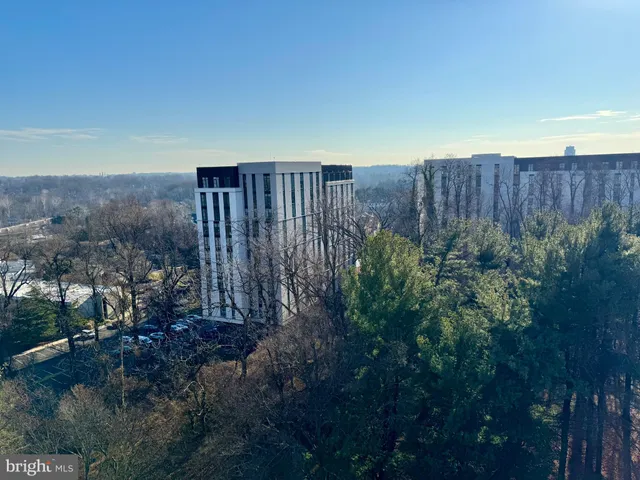 $280,000 | 5225 Pooks Hill Road, Unit 1128S, Bethesda, MD 20814