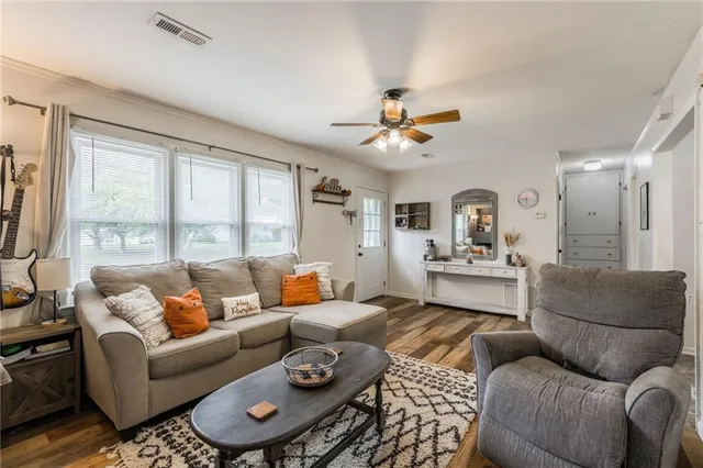 $130,000 | 108 East 7th Street, Urich, MO 64788