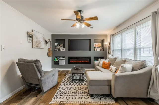 $130,000 | 108 East 7th Street, Urich, MO 64788