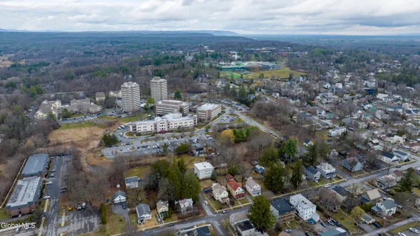 $675,000 | 28 Waterbury Street, Saratoga Springs, NY 12866