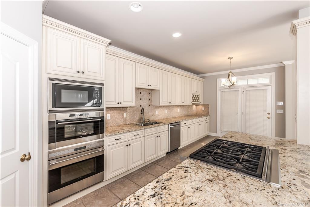 10121 Paradise Ridge Road, Unit 53 Charlotte, NC 28277 - Photo 13 of 24 Gallery Image 13