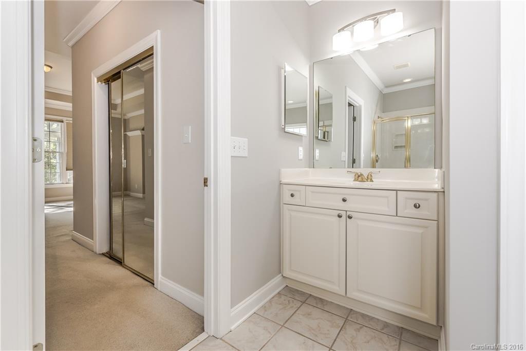 10121 Paradise Ridge Road, Unit 53 Charlotte, NC 28277 - Photo 17 of 24 Gallery Image 17