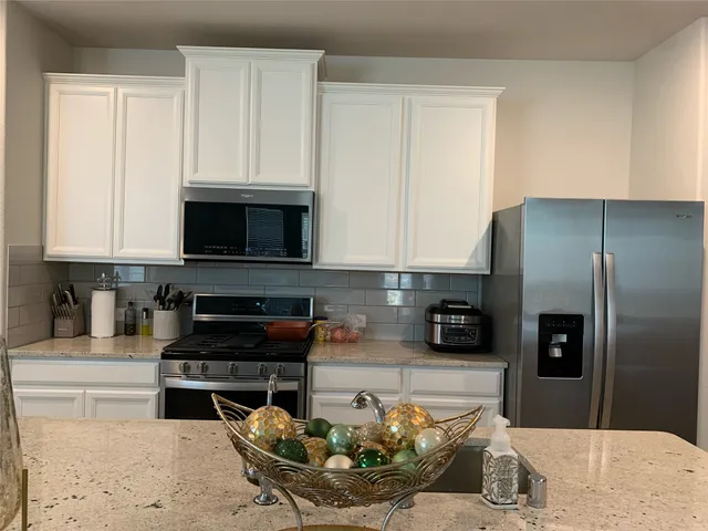 $3,200 | 4326 Pale Fox Lane, Katy, TX 77493