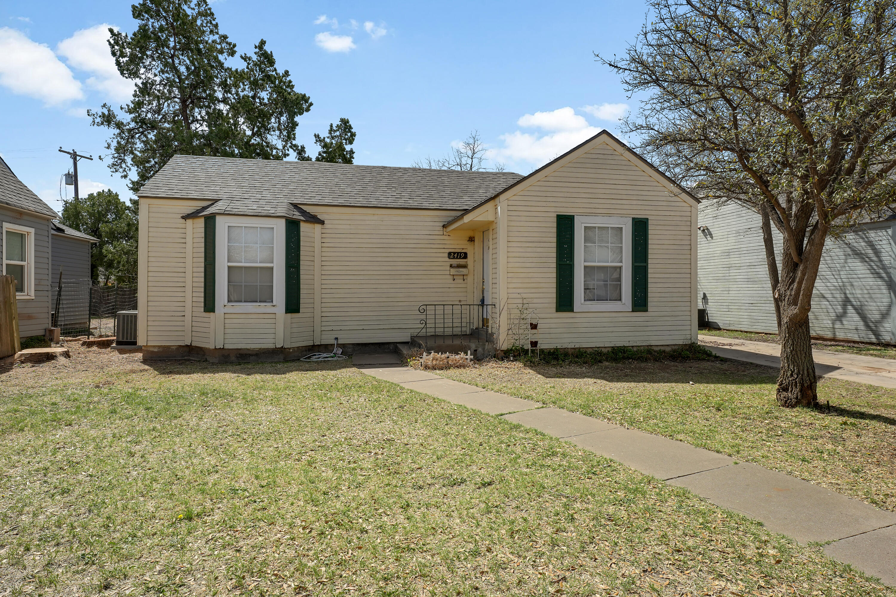 2419 25th Street Lubbock, TX 79411 - Photo 1 of 21 DSC00839