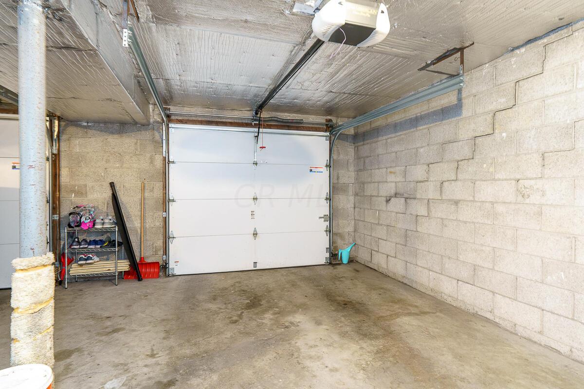 2611 Charing Road, Unit B Columbus, OH 43221 - Photo 18 of 23 Attached Garage