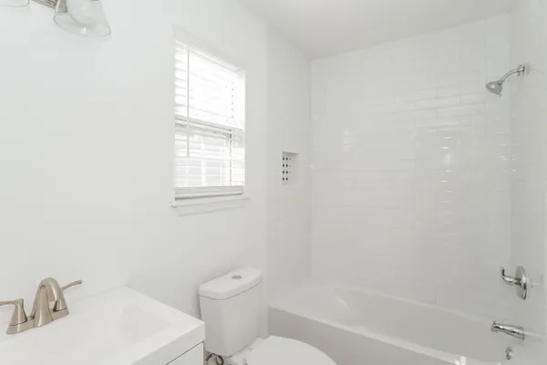 $4,100 | 12 1/2 Nunan Street, Charleston, SC 29403