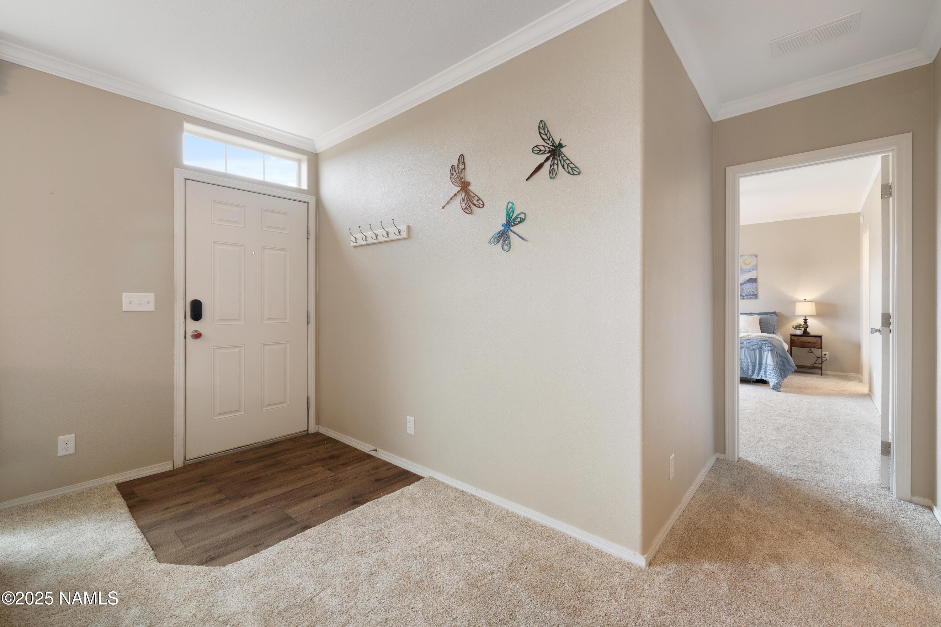 8060 Latigo Road Williams, AZ 86046 - Photo 9 of 39 Entry way