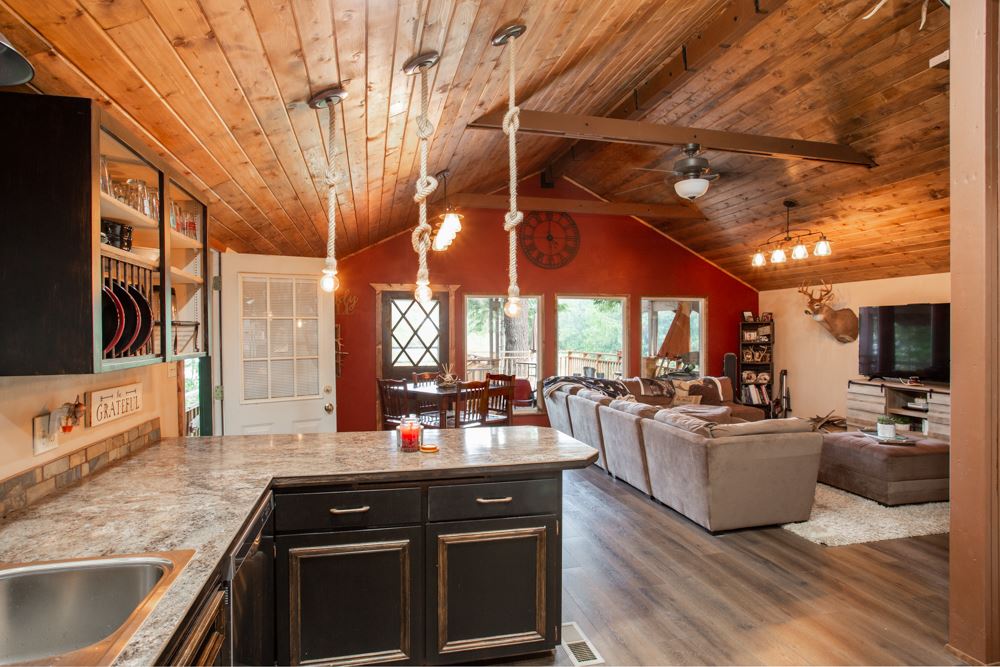 4092 Tamarack Bay Road Loon Lake, WA 99148 - Photo 8 of 20 Gallery Image 8
