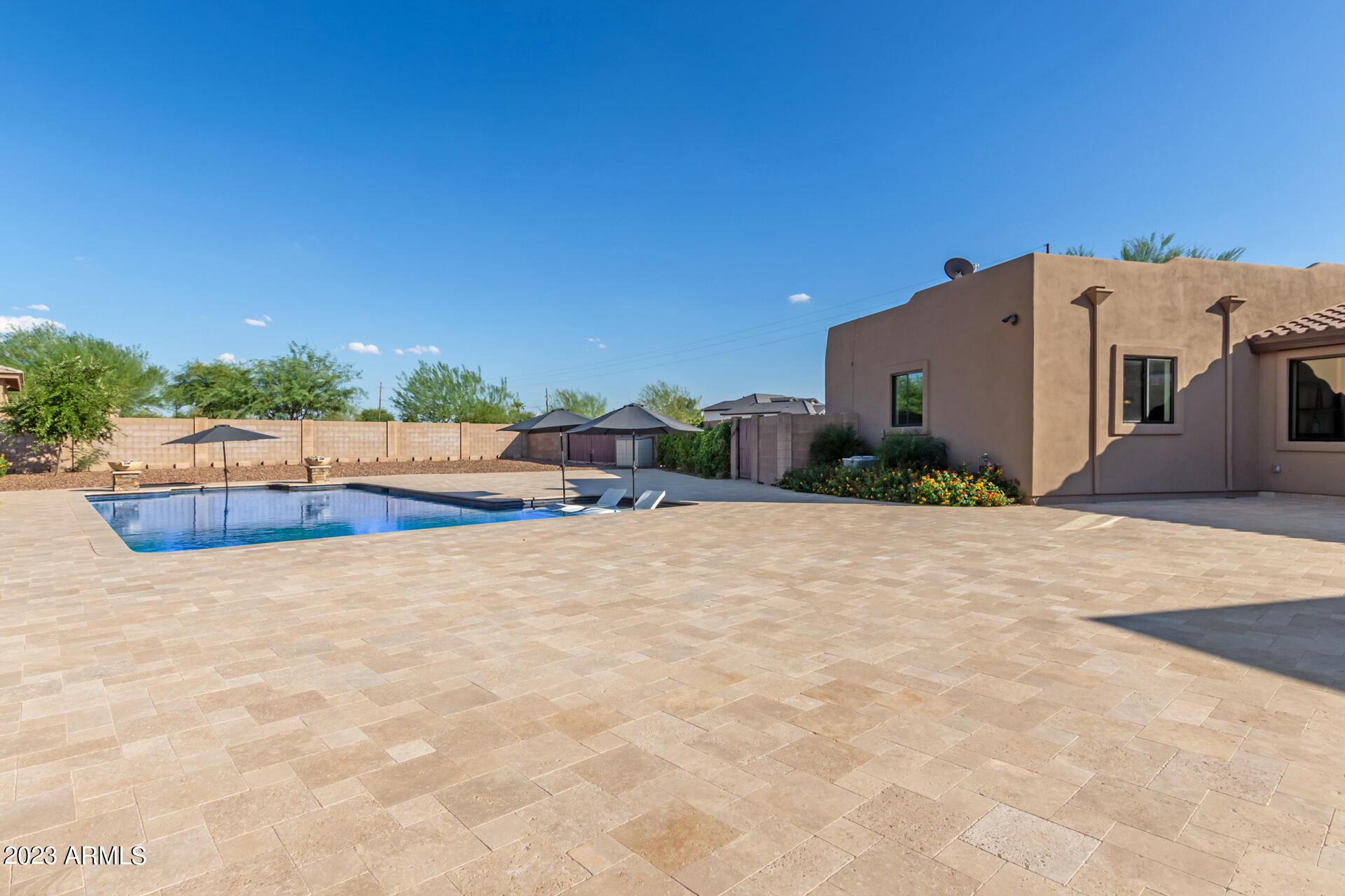 1024 West Cloud Road Phoenix, AZ 85086 - Photo 61 of 102 4000 sq ft of travertine