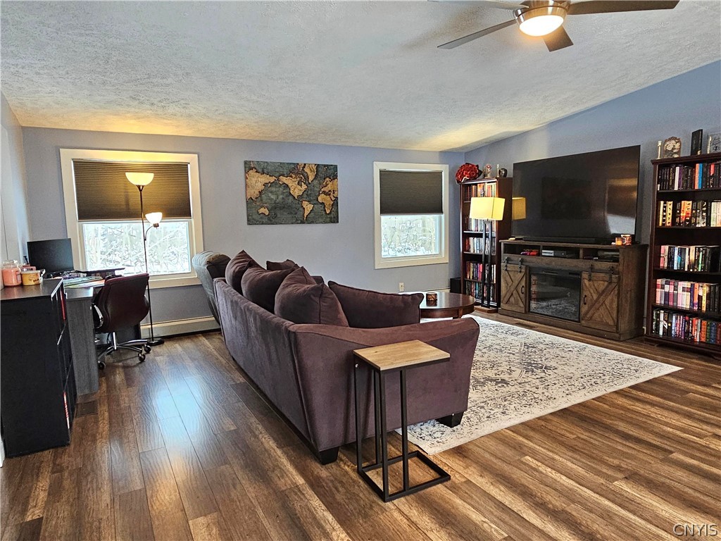 383 Peter Scott Road Schroeppel, NY 13132 - Photo 3 of 49