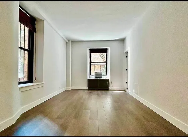 $2,750 | 504-510 West 110th Street, Unit 1G | Upper West Side