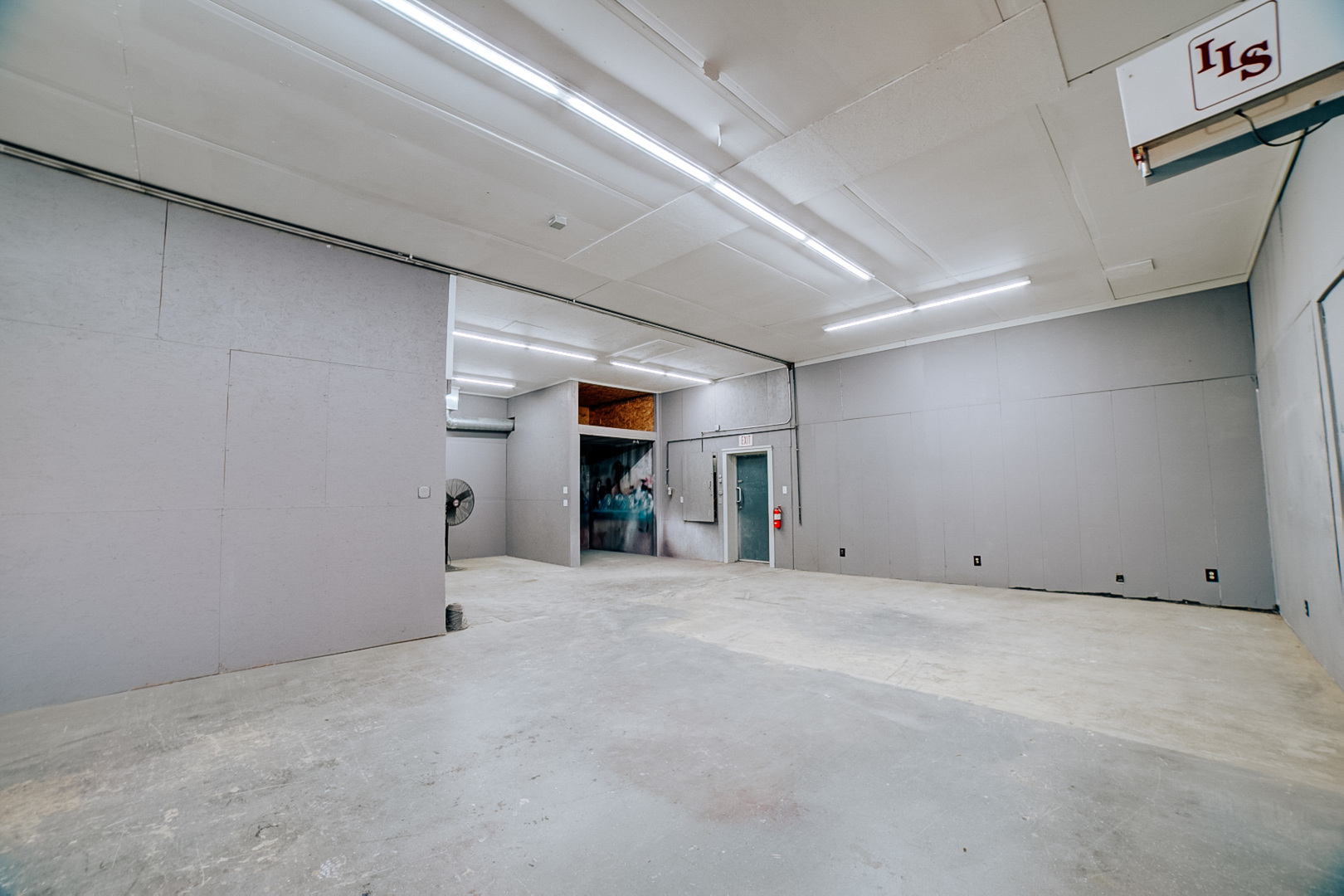 304 West Walnut Street Watseka, IL 60970 - Photo 16 of 28