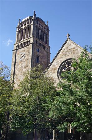 479 Beacon Street, Unit 11 Boston, MA 02115 - Photo 7 of 8 a front view of a house with a yard