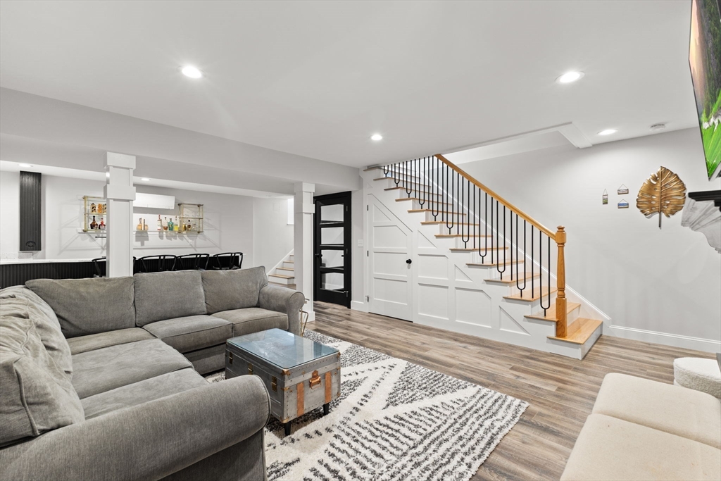 6 Jacoby Way Seekonk, MA 02771 - Photo 30 of 42 a living room with furniture and a rug