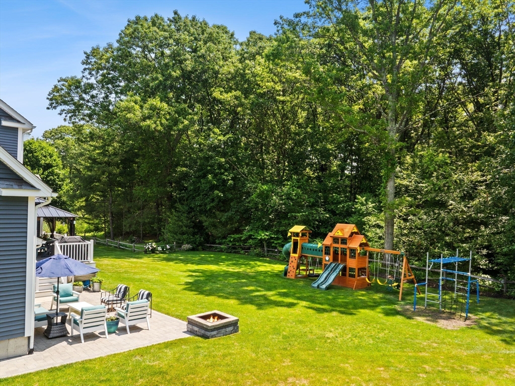 6 Jacoby Way Seekonk, MA 02771 - Photo 4 of 42 an outdoor space with garden