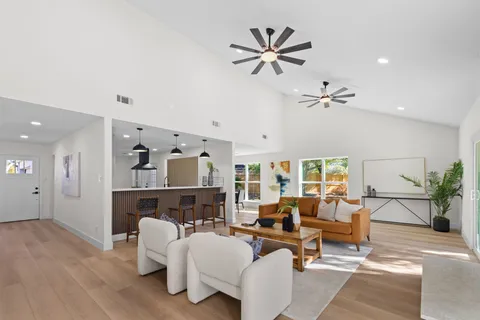 $420,000 | 11658 Manor Park Drive, Houston, TX 77077