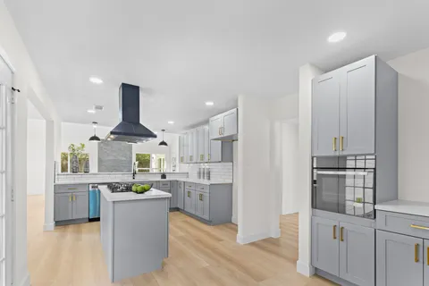 $420,000 | 11658 Manor Park Drive, Houston, TX 77077