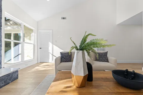 $420,000 | 11658 Manor Park Drive, Houston, TX 77077