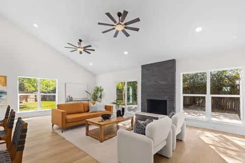 $420,000 | 11658 Manor Park Drive, Houston, TX 77077