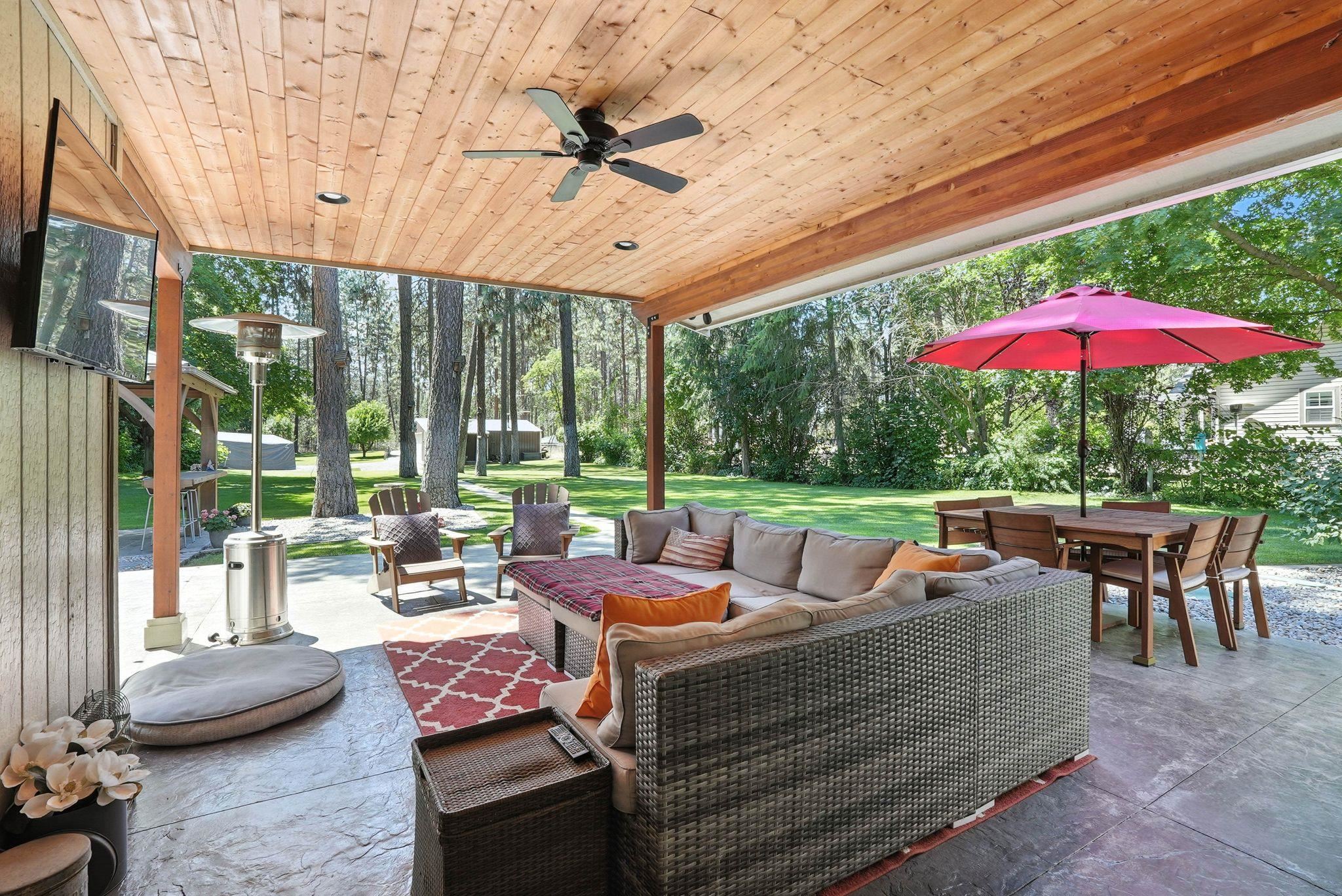 17717 North W Shore Road Nine Mile Falls, WA 99026 - Photo 2 of 49