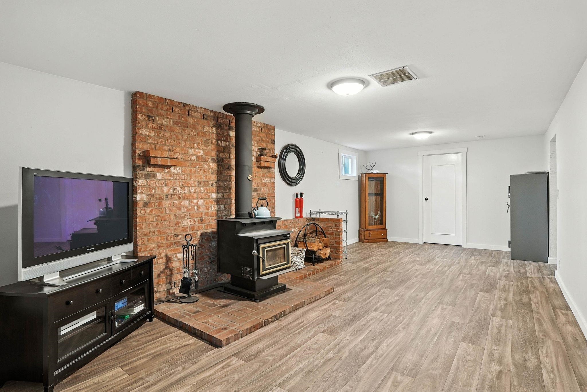 17717 North W Shore Road Nine Mile Falls, WA 99026 - Photo 25 of 49