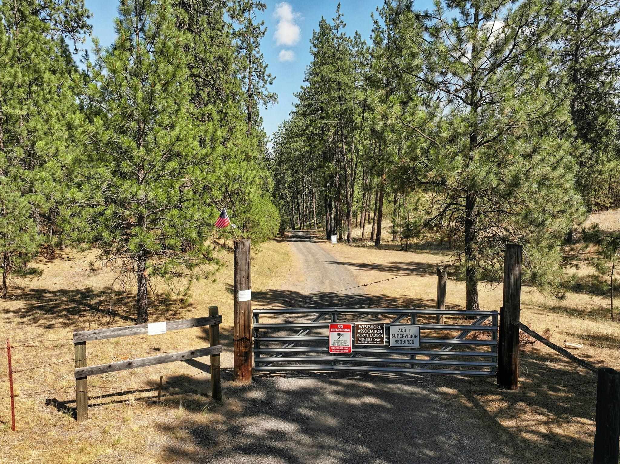 17717 North W Shore Road Nine Mile Falls, WA 99026 - Photo 43 of 49