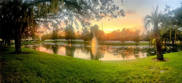 $2,600 | 3611 Pine Knot Drive, Valrico, FL 33596