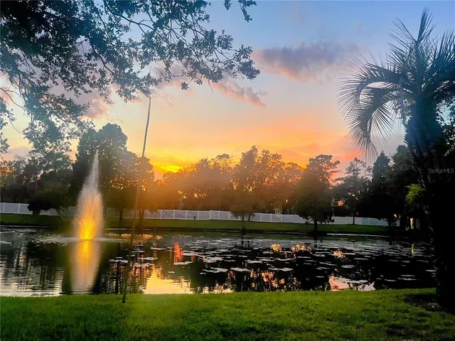 $2,600 | 3611 Pine Knot Drive, Valrico, FL 33596