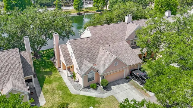 $2,600 | 3611 Pine Knot Drive, Valrico, FL 33596