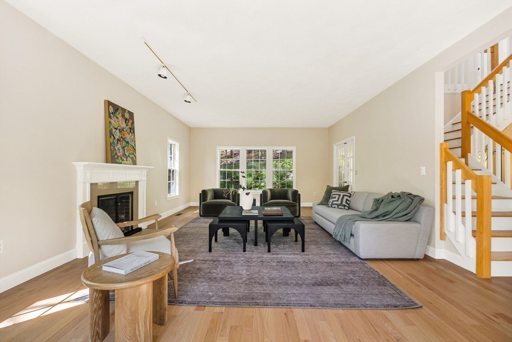 20 Old Road Weston, MA 02493 - Photo 7 of 35 Gallery Image 7