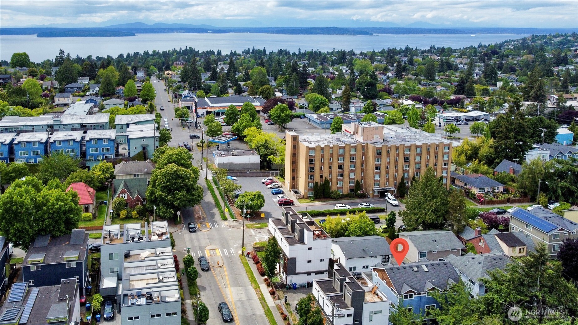 6348 34th Avenue Southwest, Unit C Seattle, WA 98126 - Photo 22 of 24 a view of a city