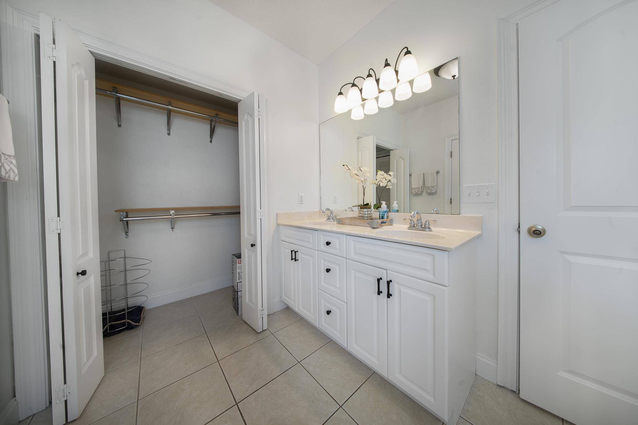 12475 State Highway, Unit 17 Gulf Shores, AL 36542 - Photo 29 of 55 Bathroom