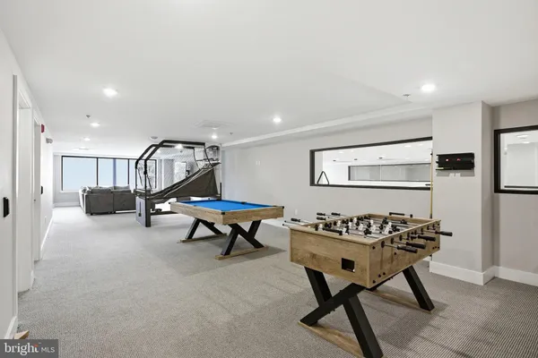 $3,020 | 1000 West Girard Avenue, Unit 350, Philadelphia, PA 19123