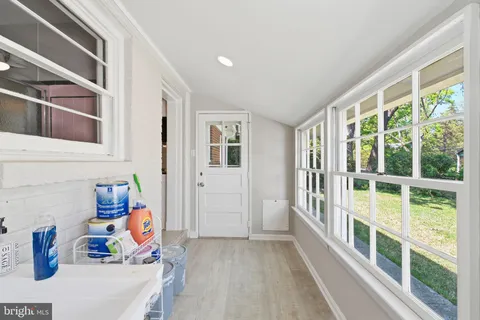 $1,179,000 | 2331 North Underwood Street, Arlington, VA 22205